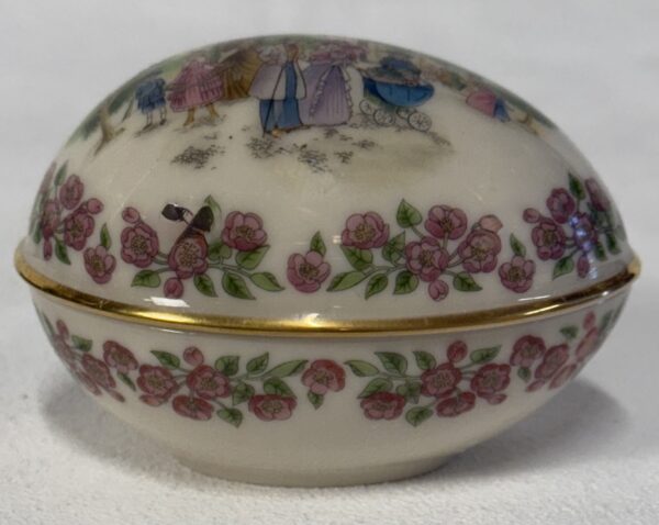 1985 Lenox Limited Edition Porcelain Easter Egg Paris Scene - Image 3