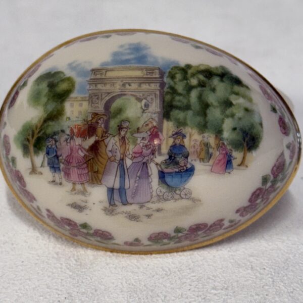 1985 Lenox Limited Edition Porcelain Easter Egg Paris Scene