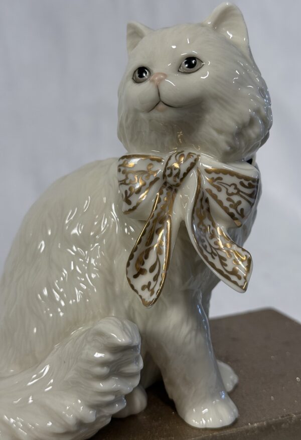 Sitting Pretty Kitty by Lenox - Image 6