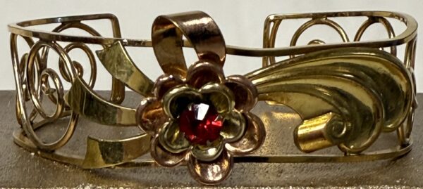 Gorgeous 1940s Harry Iskin Art Deco Bracelet/Arm Cuff - Image 2