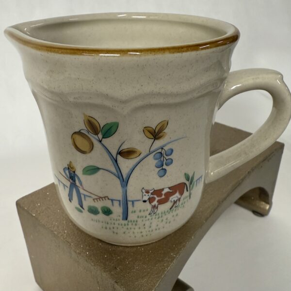 Charming Farm Life Heartland Sugar and Creamer - Image 3