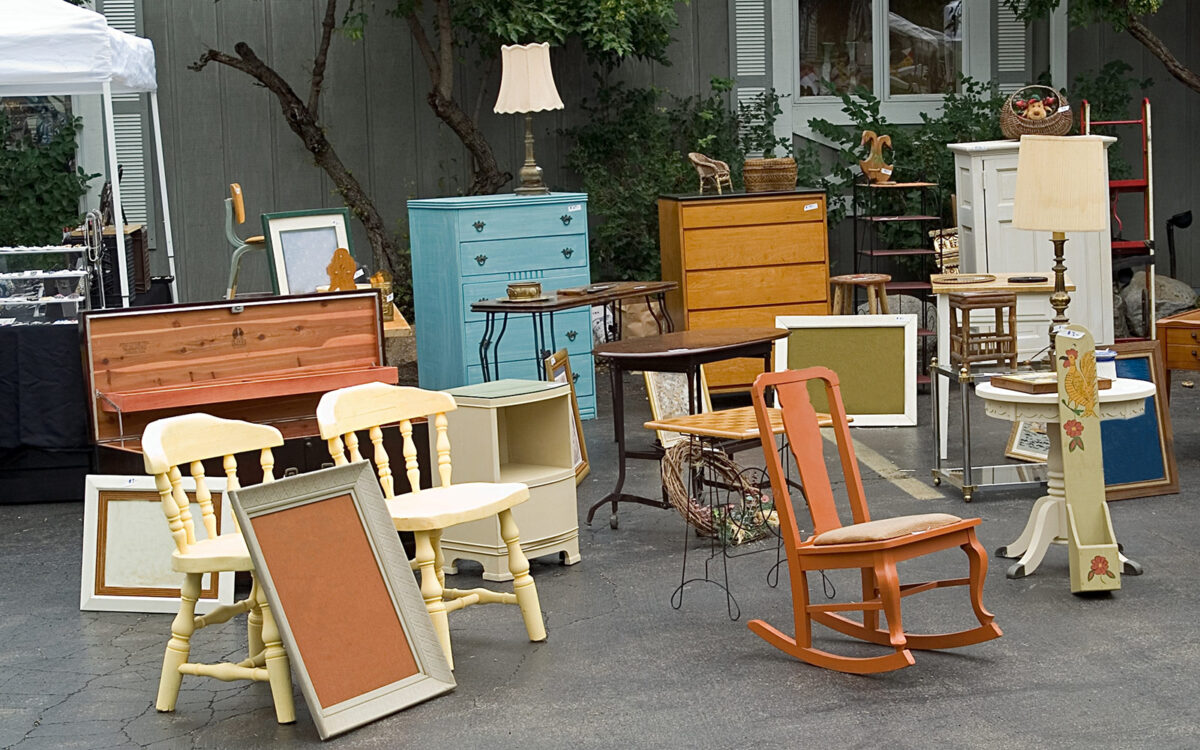 Flea Market Fringe