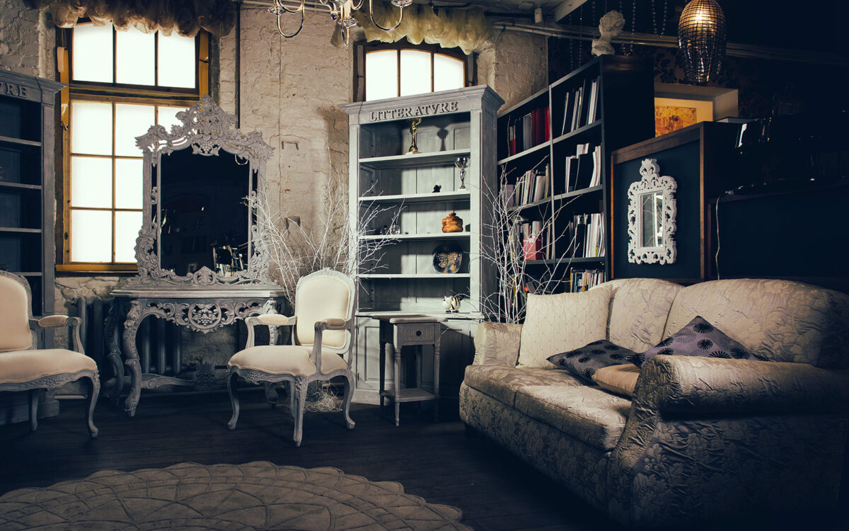 Luxurious vintage furniture restored